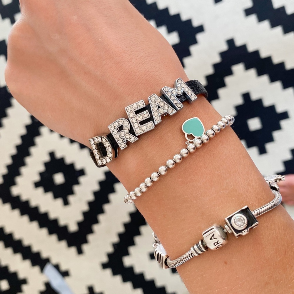 DREAM bracelet ☁️ - Picture 3 of 6